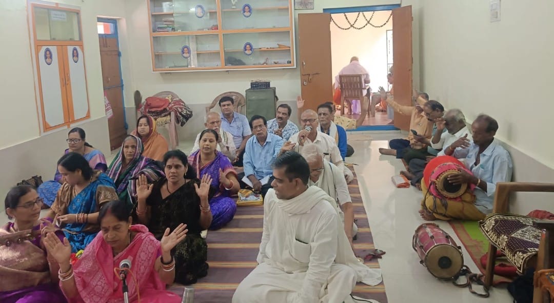 ବୁଗୁଡ଼ା ଦିବ୍ୟ ଜୀବନ ସଂଘ ପକ୍ଷରୁ ଗୁରୁ ପୂର୍ଣ୍ଣିମା ପାଳିତ